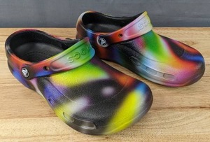 lot 69 image: Crocs Clogs Mens Size 5Womens Size 7 Tie Dye L