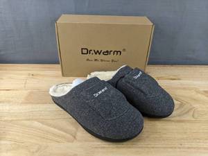 lot 45 image: Brand New Dr. Warm Heated Slippers Mens Large Grey L