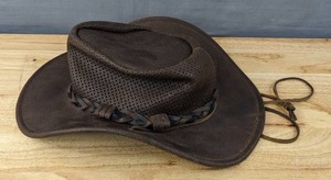 lot 45D image: Brand New Minnetonka Fold Up Dark Brown Hat Unisex Large $64.95 Retail N