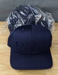 lot 161 image: 6 Brand New Yupoong Classics Velcro Navy Hats OSFM A