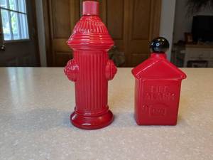 lot 416 image: Vintage Avon Fire Hydrant and Fire Alarm Box Red P