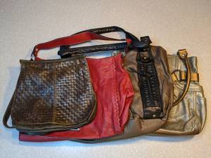 lot 423 image: Nine West Tiganello GAL Purses Red Silver Gold Brown P