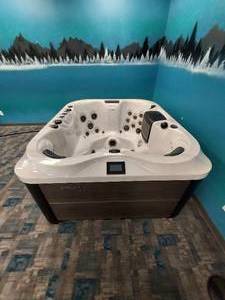 COMO Aquasolus Spa Hot Tub