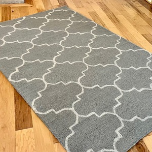 lot 14 image: Gray Hand Tufted Wool Rug