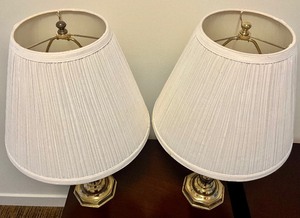 lot 23 image: Pair of Brass 24 Table Lamps