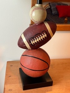 lot 33A image: Sports Themed Table Lamp