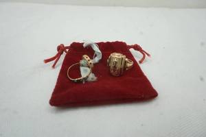 lot 90 image: 1952 class ring, 10k gold two baby rings