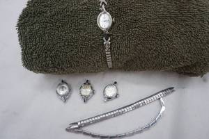 lot 94 image: Wyler, Timex and other vintage watches