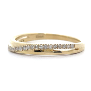 NEW 0.15 Carat Diamond Curved Ribbon Stacking Ring in Yellow Gold