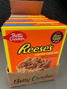 lot 1 image: 2 Back - Betty Crocker Reeses Peanut Butter Coffee Cake Mix - 6 Pack
