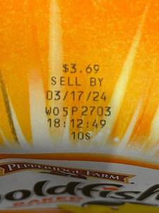 lot 28 image: 2 Back - Lot of 6 Pepperidge Farm Goldfish Flavor Blasted Xtra Cheddar 6.6 oz