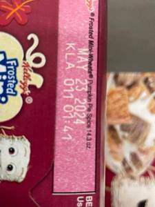 lot 73 image: Kelloggs Frosted Mini-Wheats Pumpkin Pie Spice Cereal - 8 Boxes (14.3 oz each)