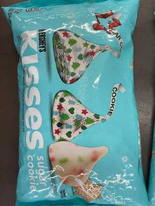 lot 194 image: Hersheys Kisses Sugar Cookie Candy 4-Pack