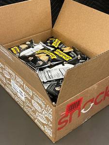 lot 300 image: Smartfood White Cheddar Popcorn 40-Pack
