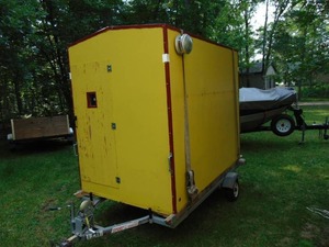 Ice FishingSpear Fishing House with Trailer