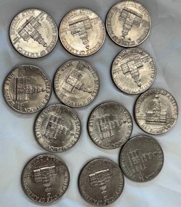lot 3 image: 12 JOHN F KENNEDY BICENTENNIAL HALF DOLLARS
