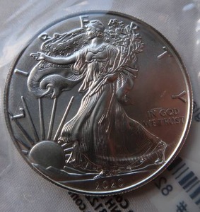 lot 70 image: AMERICAN EALGE SILVER DOLLAR  2020