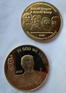 lot 71 image: COMMEMORATIVE DONALD TRUMP COINS