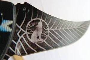 lot 103 image: COLLECTIBLE WOLF KNIFE