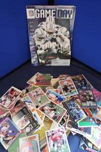 lot 154 image: LOT OF MISC CARDS