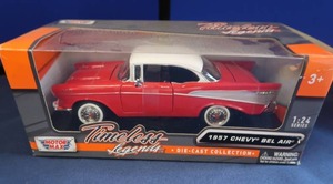 lot 155 image: MOTOR MAX 1957 CHEVY BEL AIR DIE CAST CAR