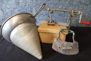 lot 169 image: VINTAGE SIEVE, APPLE PEELER, FOOD CHOPPER