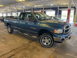 2005 Dodge Ram 3500 SLT Crew Cab Long Box Manual Transmission