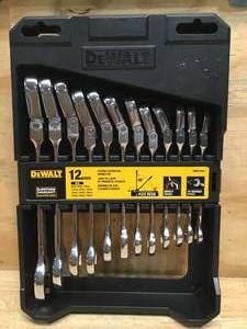 lot 40 image: DEWALT 12 piece Flex Head Ratcheting Metric Wrench Set Model # DWMT19229 (Retail $119.99) 07132474