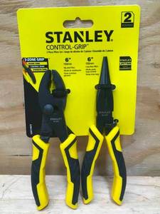 lot 41 image: Stanley 6 Control Grip Plier Set