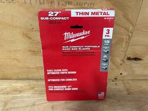 lot 120 image: MILWAUKEE 27 in 18 TPI Sub Compact Steel Band Saw Blade (3-Pack) For M12 Bandsaw
