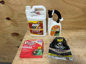 lot 156 image: Lot of InsectPest Control Items