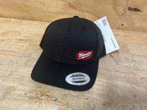 lot 30A image: MILWAUKEE Gridiron Black Adjustable Fit Trucker Hat (0718249)