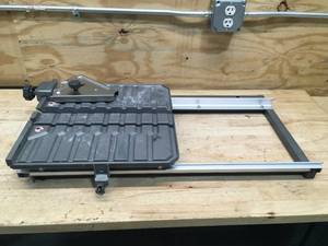 lot 182 image: Ridgid tile saw table