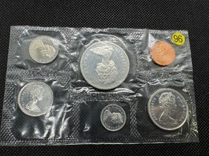 1965 Royal Canadian Mint Uncirculated Silver Mint Set Original Govt Packaging