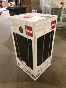 RCA 3.2 cu. ft. Mini Refrigerator in Black    Customer Returns See Pictures