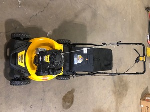DEWALT 21 in. 150cc Briggs and Stratton 625ex Engine Rear Wheel Drive 2-in-1 Gas Self Propelled Walk Behind Lawn Mower Customer Returns See Pictures