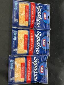 Kraft Signature Cheddar Blend Shredded Cheese - Lot of 3