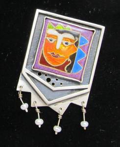 lot 14 image: Impressive Sterling Silver & Cloisonne Enamel Face Brooch by Anna Carlton