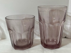lot 63 image: Mauve Glassware Grouping