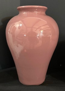lot 174 image: Three Pretty Pink Vases, Two by Haeger Pottery