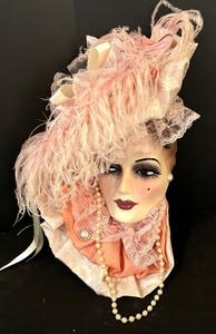 lot 231 image: Fancy Lady Decor