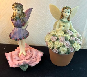lot 241 image: The Fairy Collection Figurines