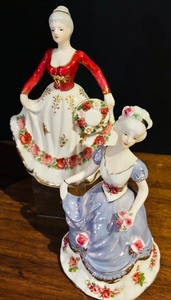 lot 210 image: Two Vintage Victorian Figurines