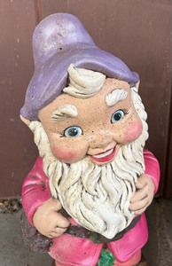 lot 260 image: Adorable Gardem Gnome
