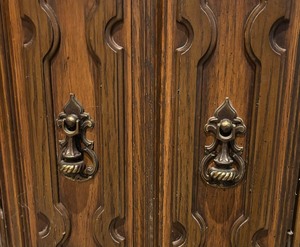 lot 359 image: Amazing Vintage Accent Table  Cabinet