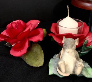 lot 287 image: Vibrant Vintage Collection of Red Porcelain Roses, Candle Holders and More