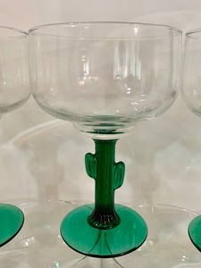 lot 290 image: Vintage Libbey Green Cactus Stem Margarita Glasses