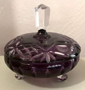 lot 374 image: Amazing Amethyst Grouping