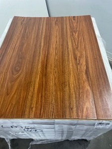 lot 133 image: 395 SF of MohawK Laminate Flooring 7.5x47x10MM thick - LMC