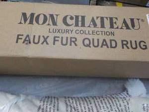 lot 3 image: Mon Chateau Faux Fur Quad Rug 5 ft 11 x 3 ft 7- Ivory